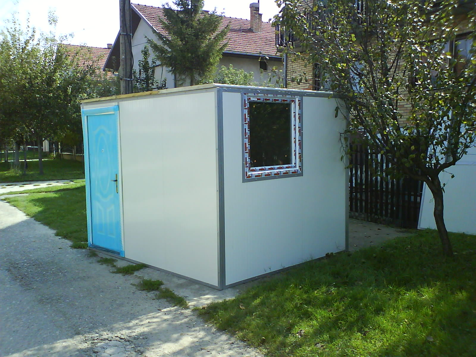 Kontejneri
